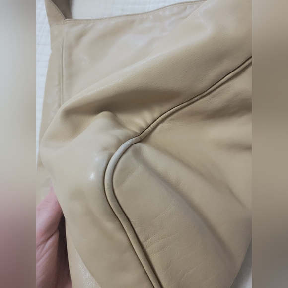 Bottega Veneta Vintage Soft Calfskin Hobo Shoulder Bag Sofia Richie Fave Style - Picture 9 of 12